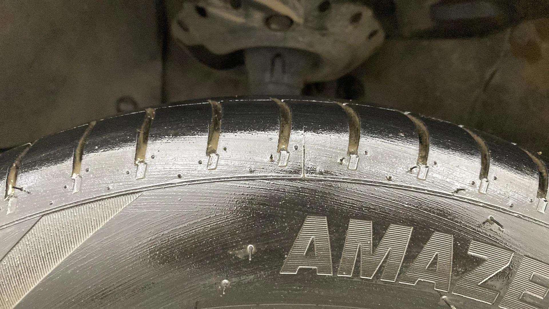 LHS-Front-Tyre-Tread-20