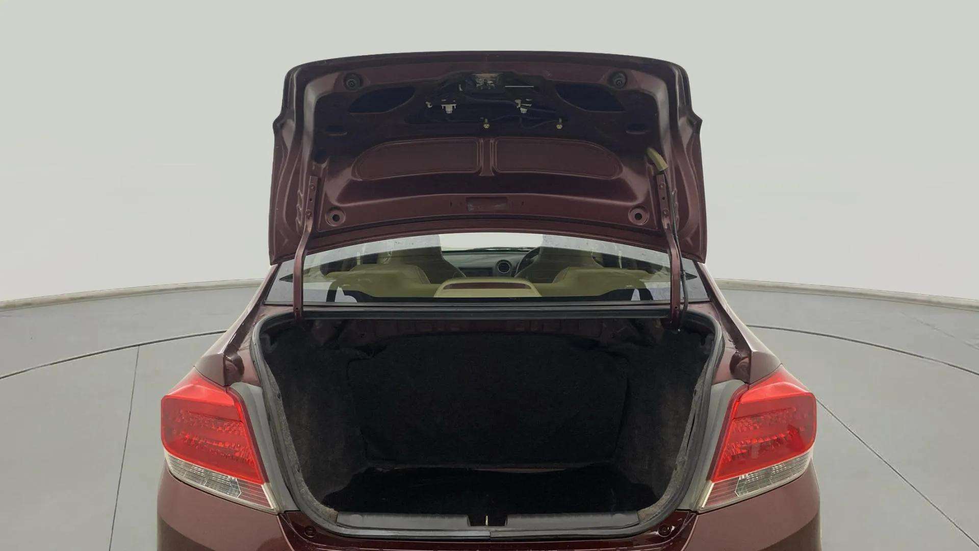 Boot-Open-Top-Half-View-43