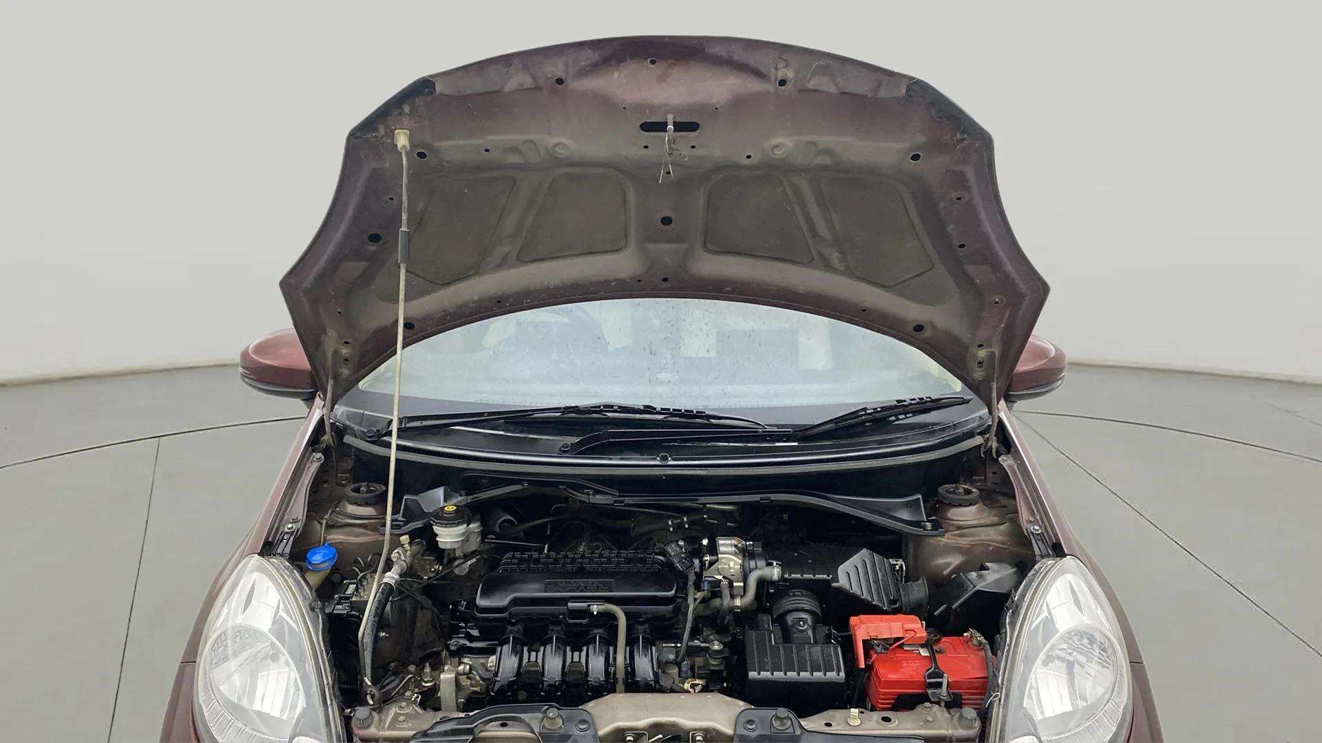 Engine-Full-View-With-Bonnet-Open-13