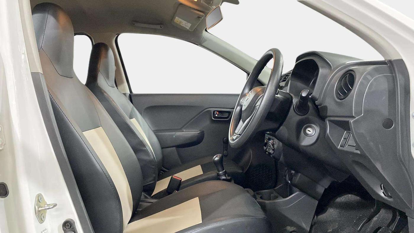 2024 Maruti Alto K10 STD, Petrol, Manual, 3,421 km, Right Side Front Door Cabin