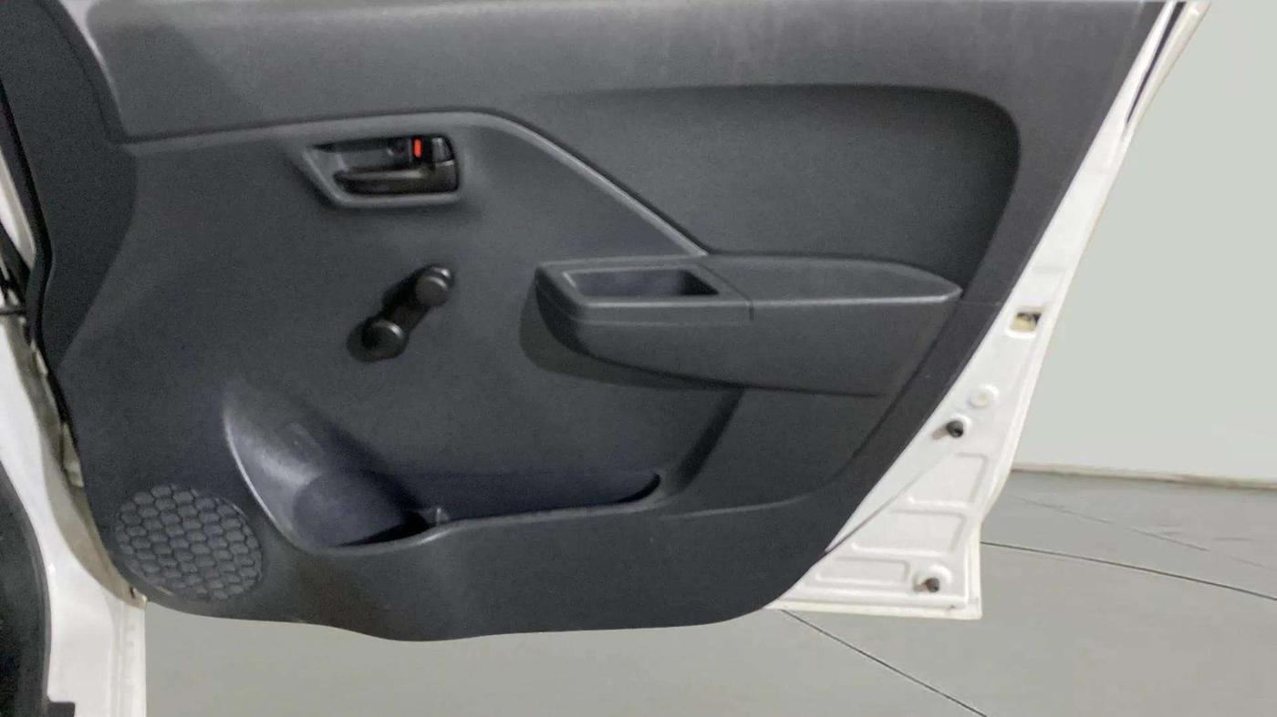 2024 Maruti Alto K10 STD, Petrol, Manual, 3,421 km, Driver Side Door Panels Control