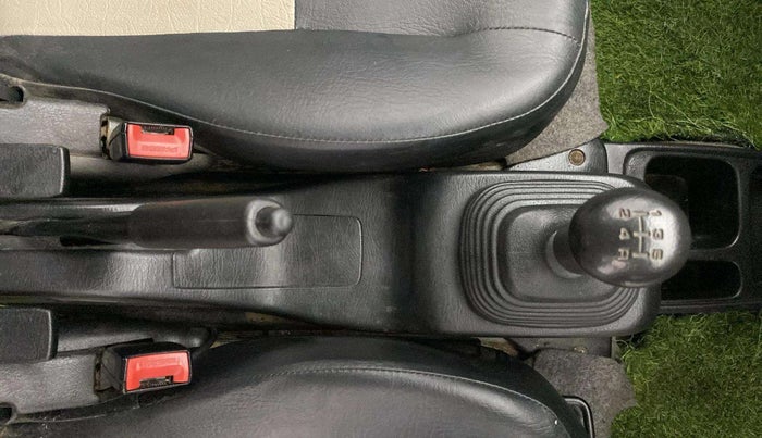 2021 Maruti Eeco TOUR V 7 STR, Petrol, Manual, 40,717 km, Gear Lever