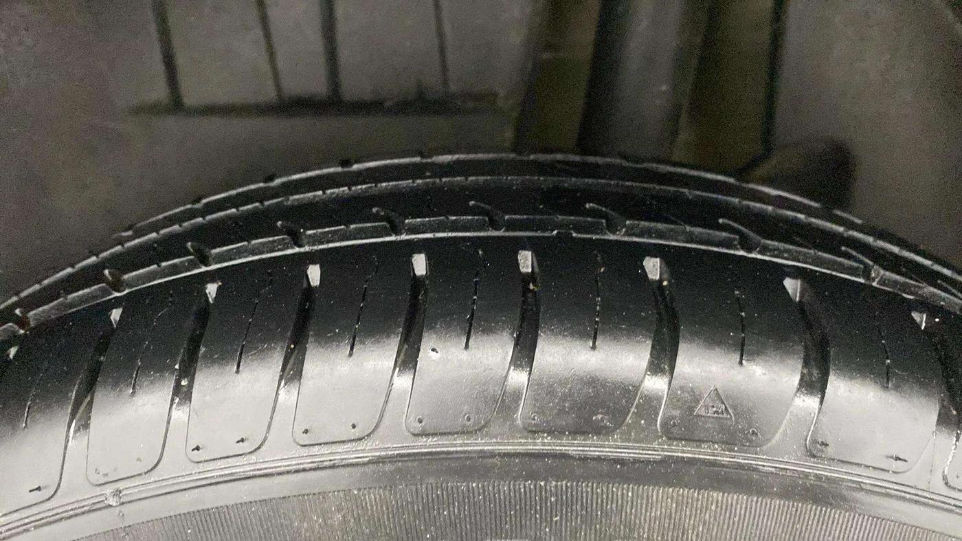 2019 Maruti Dzire VXI AMT, Petrol, Automatic, 51,662 km, Left Rear Tyre Tread