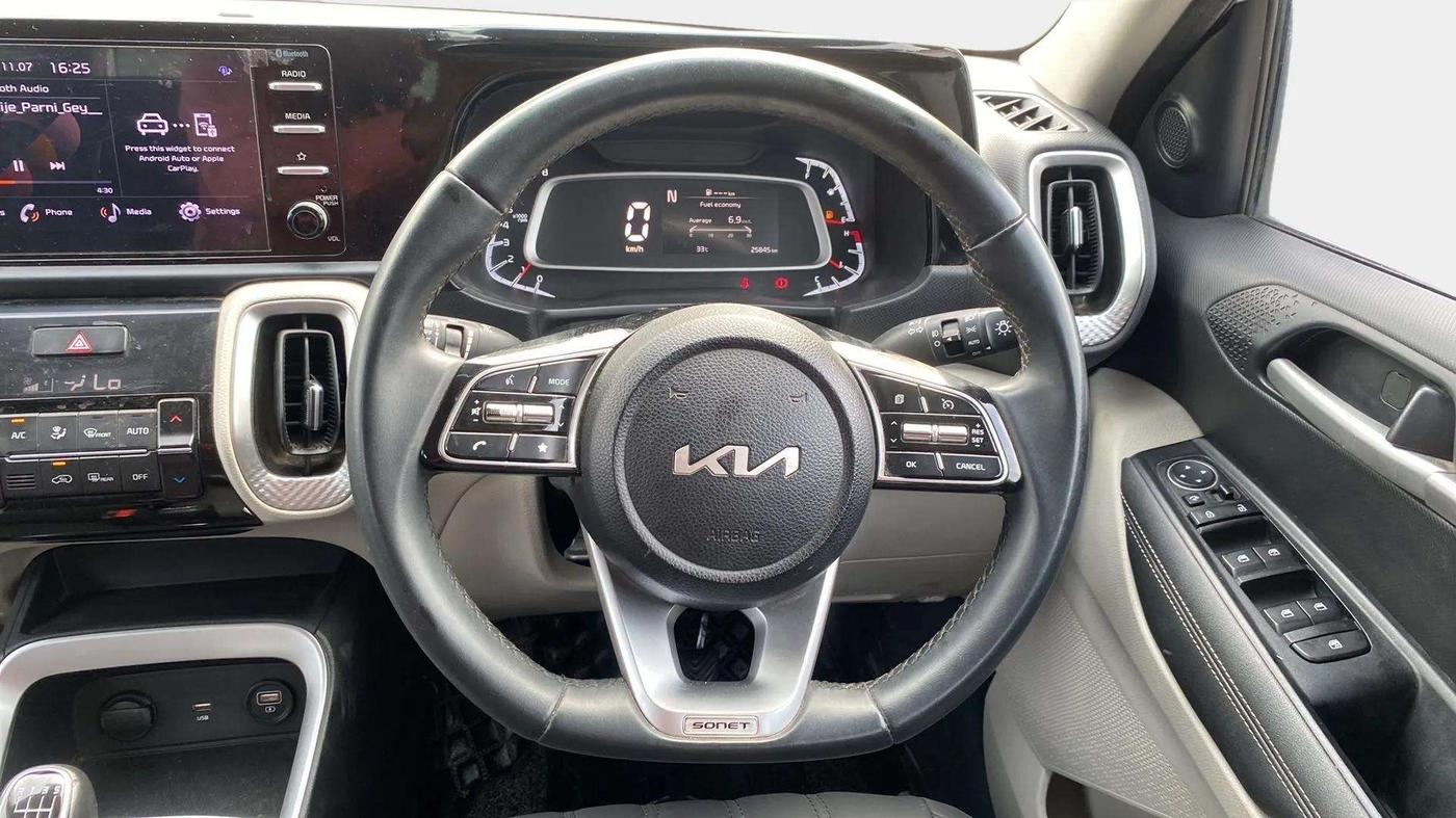 2022 KIA SONET HTX 1.0 IMT, Petrol, Manual, 25,851 km, Steering Wheel Close Up