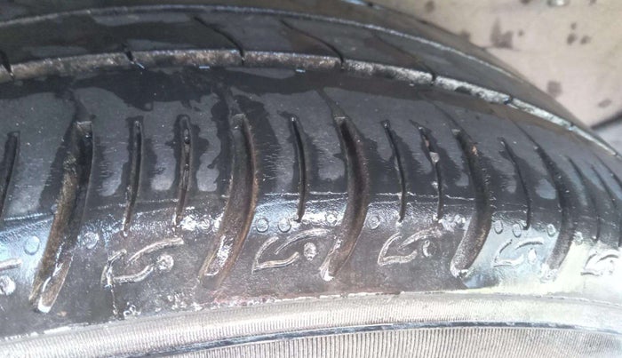 2021 Tata ALTROZ XM PLUS PETROL, Petrol, Manual, 43,360 km, Right Rear Tyre Tread
