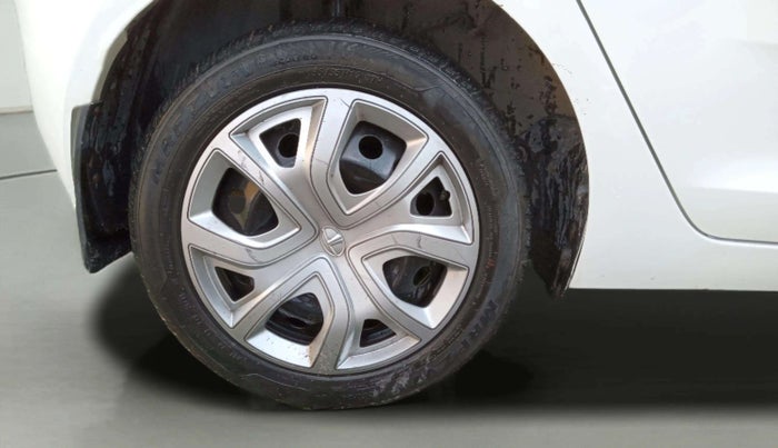 2021 Tata ALTROZ XM PLUS PETROL, Petrol, Manual, 43,360 km, Right Rear Wheel