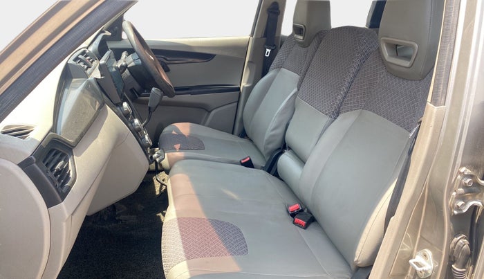 2017 Mahindra Kuv100 K4 6 STR, Petrol, Manual, 54,647 km, Right Side Front Door Cabin