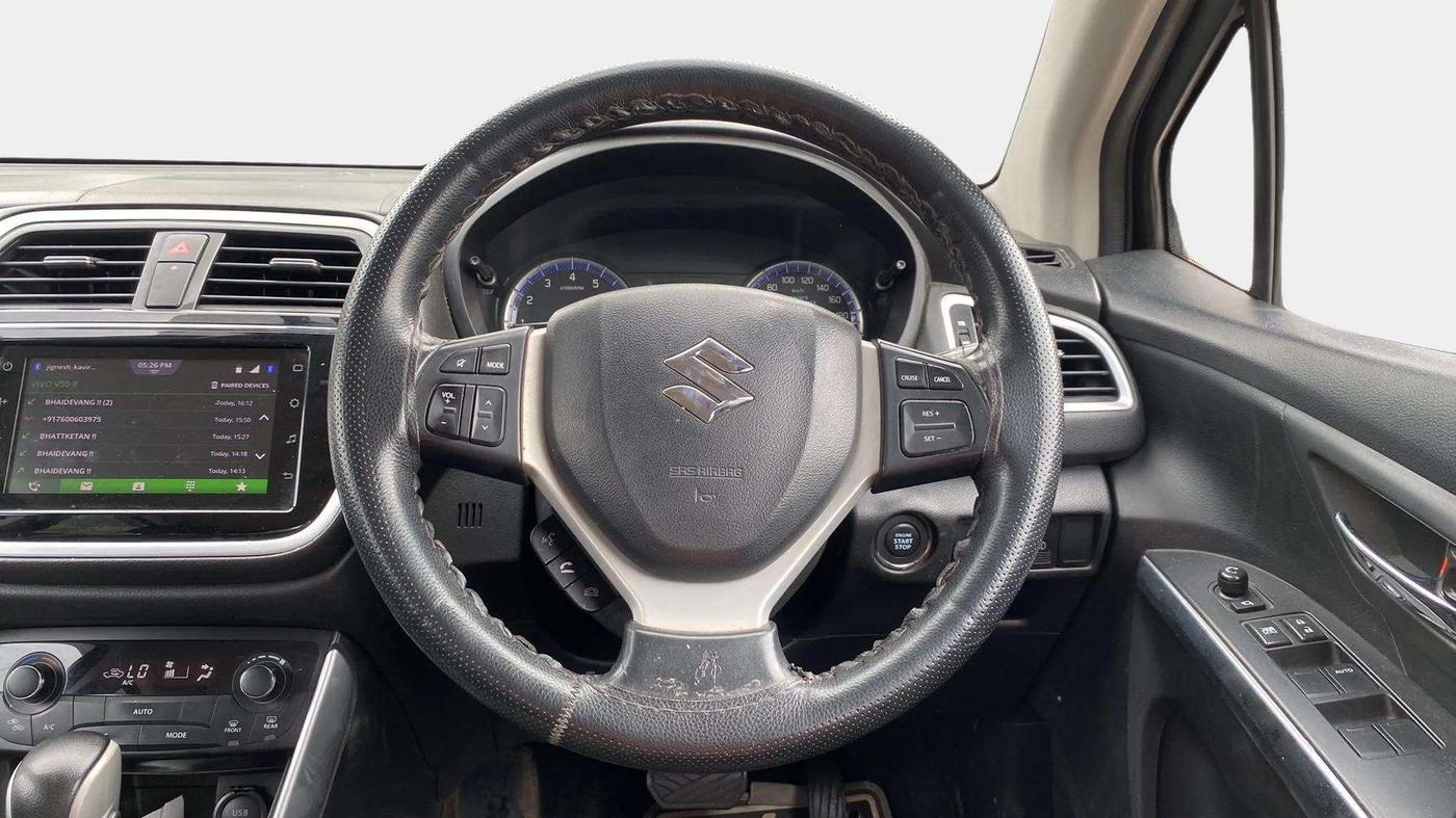 2020 Maruti S Cross ALPHA AT1.5, Petrol, Automatic, 49,004 km, Steering Wheel Close Up
