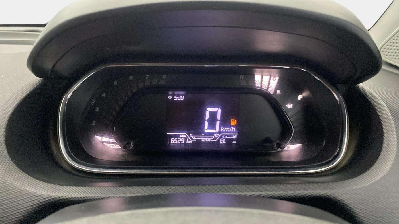 2021 Tata Tiago XT (O) PETROL, Petrol, Manual, 65,179 km, Odometer Image