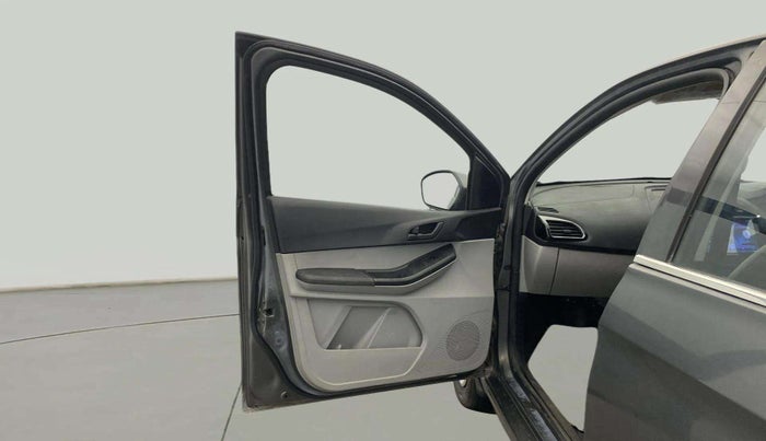 2021 Tata Tiago XT (O) PETROL, Petrol, Manual, 65,283 km, LHS Front Door