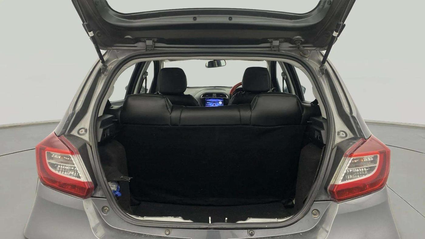 2021 Tata Tiago XT (O) PETROL, Petrol, Manual, 65,179 km, Boot Inside