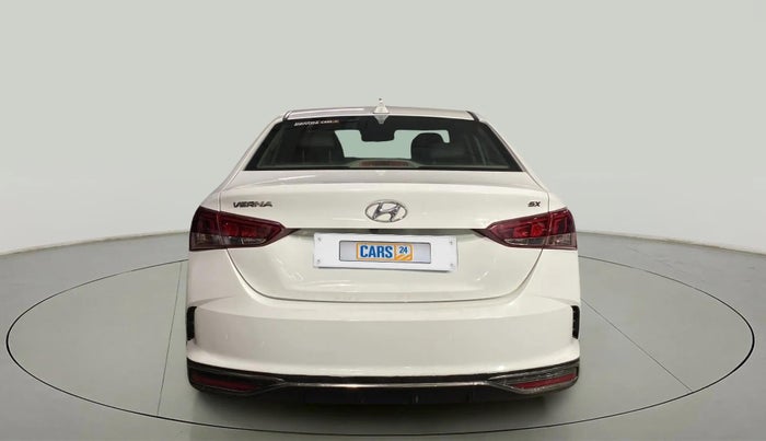 2021 Hyundai Verna SX (O) 1.5 VTVT IVT, Petrol, Automatic, 34,603 km, Back/Rear