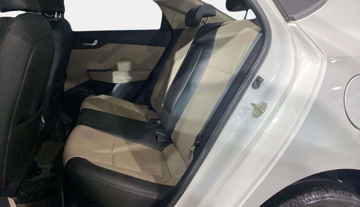 2021 Hyundai Verna SX (O) 1.5 VTVT IVT, Petrol, Automatic, 34,603 km, Right Side Rear Door Cabin