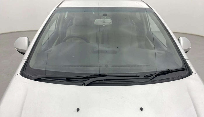 2019 Mahindra MARAZZO M8 7 STR, Diesel, Manual, 59,066 km, Front Windshield