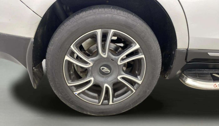 2019 Mahindra MARAZZO M8 7 STR, Diesel, Manual, 59,066 km, Right Rear Wheel