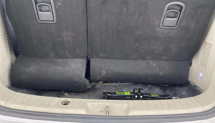 2019 Mahindra MARAZZO M8 7 STR, Diesel, Manual, 59,066 km, Boot Open Zoomed View