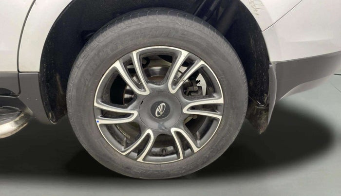 2019 Mahindra MARAZZO M8 7 STR, Diesel, Manual, 59,066 km, Left Rear Wheel