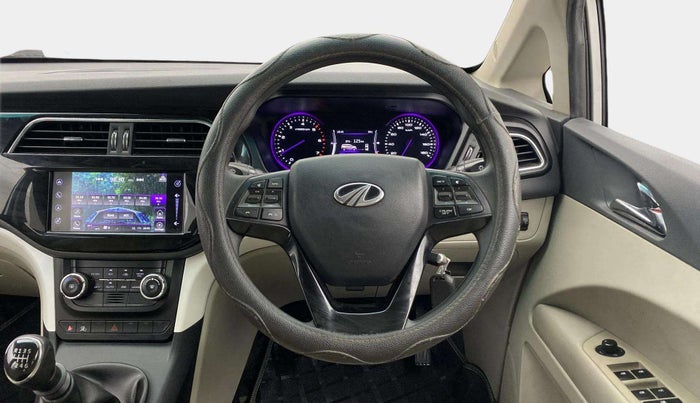 2019 Mahindra MARAZZO M8 7 STR, Diesel, Manual, 59,066 km, Steering Wheel Close Up