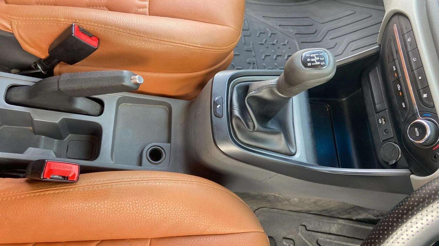 2020 Tata ALTROZ XT PETROL, Petrol, Manual, 41,054 km, Gear Lever