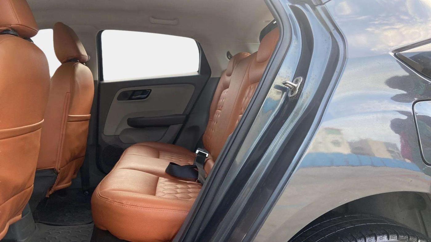 2020 Tata ALTROZ XT PETROL, Petrol, Manual, 41,054 km, Right Side Rear Door Cabin