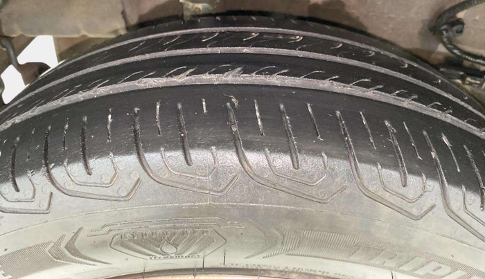2022 Tata Tiago XT CNG, CNG, Manual, 26,931 km, Right Rear Tyre Tread