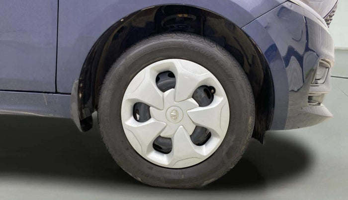 2022 Tata Tiago XT CNG, CNG, Manual, 26,931 km, Right Front Wheel