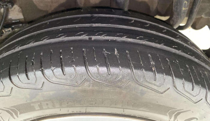 2022 Tata Tiago XT CNG, CNG, Manual, 26,931 km, Left Rear Tyre Tread