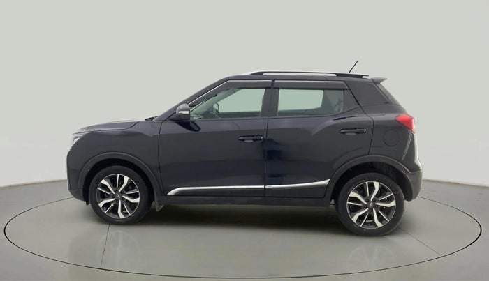 2019 Mahindra XUV300 W8 (O) 1.5 DIESEL, Diesel, Manual, 92,508 km, Left Side