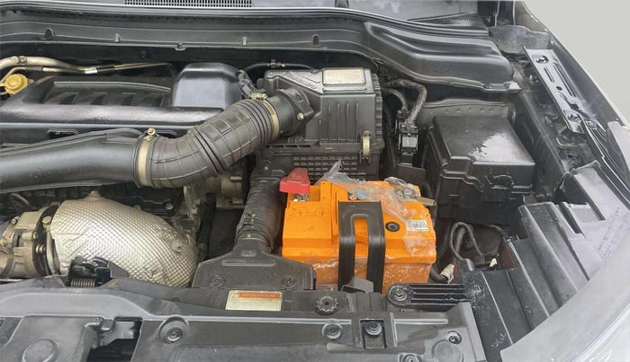 2019 Mahindra XUV300 W8 (O) 1.5 DIESEL, Diesel, Manual, 92,508 km, Engine View - Left