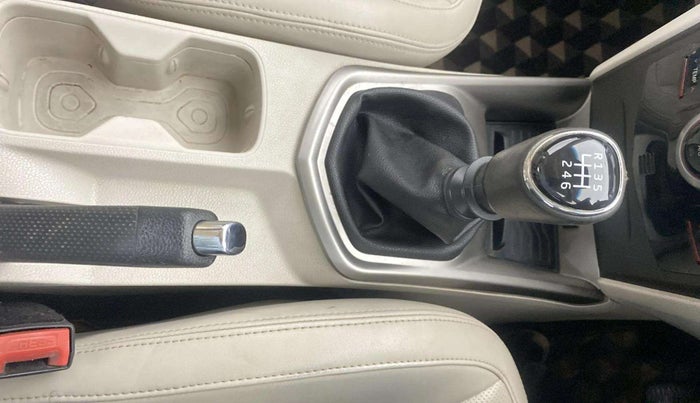 2019 Mahindra XUV300 W8 (O) 1.5 DIESEL, Diesel, Manual, 92,508 km, Gear Lever
