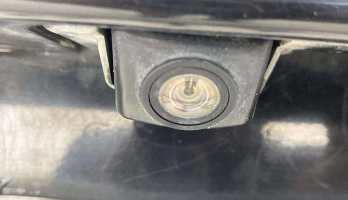 2019 Mahindra XUV300 W8 (O) 1.5 DIESEL, Diesel, Manual, 92,508 km, Parking Camera