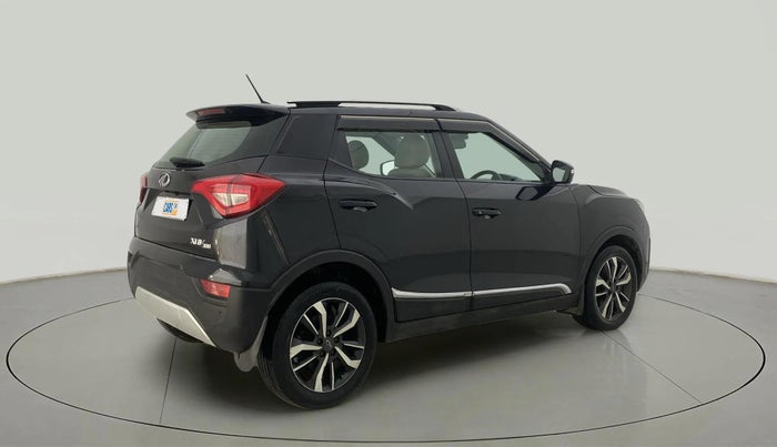 2019 Mahindra XUV300 W8 (O) 1.5 DIESEL, Diesel, Manual, 92,508 km, Right Back Diagonal