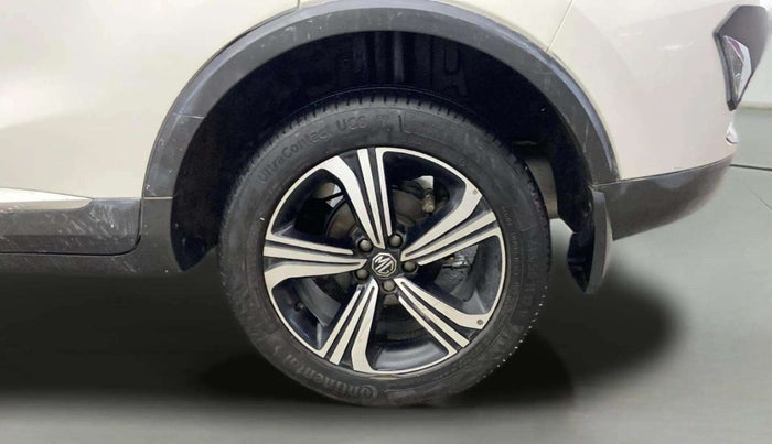 2022 MG ASTOR SHARP 1.5 MT, Petrol, Manual, 36,699 km, Left Rear Wheel