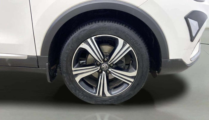2022 MG ASTOR SHARP 1.5 MT, Petrol, Manual, 36,699 km, Right Front Wheel
