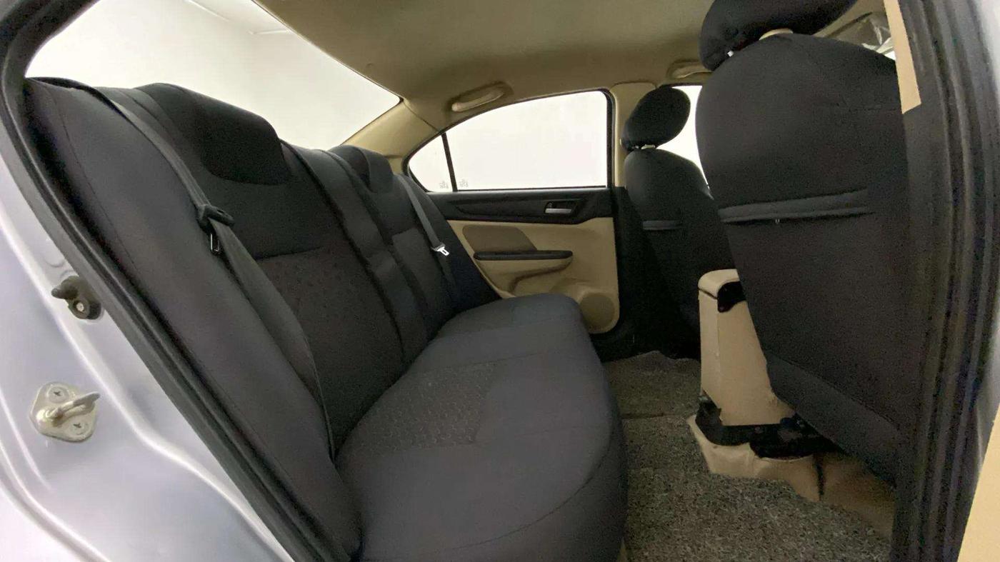 2020 Honda Amaze 1.2L I-VTEC S, CNG, Manual, 98,754 km, Right Side Rear Door Cabin