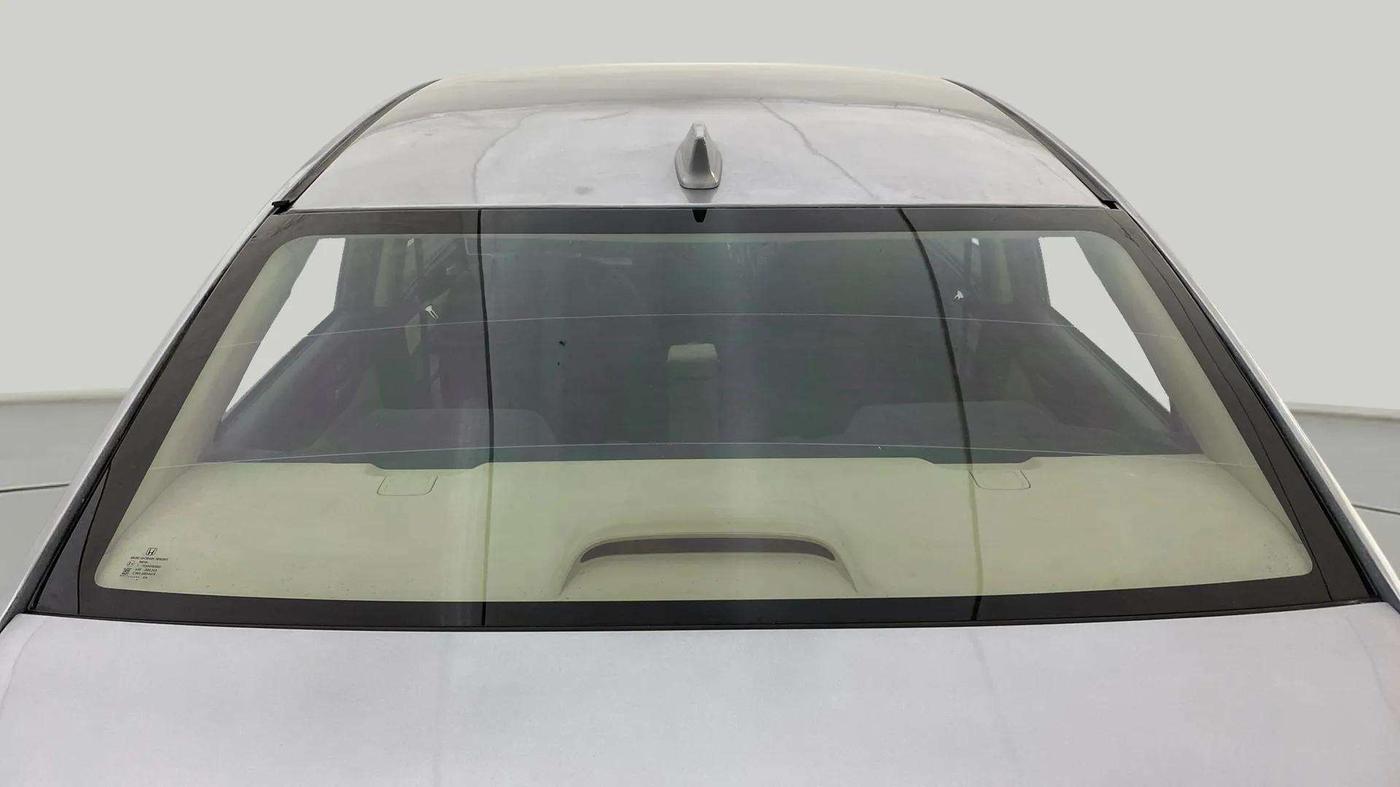 2020 Honda Amaze 1.2L I-VTEC S, CNG, Manual, 98,754 km, Rear Windshield