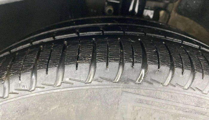 2016 Volkswagen Polo GT TSI AT, Petrol, Automatic, 1,09,533 km, Left Front Tyre Tread