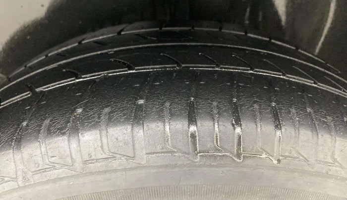 2016 Volkswagen Polo GT TSI AT, Petrol, Automatic, 1,09,533 km, Left Rear Tyre Tread