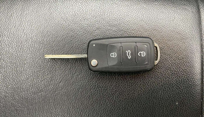 2016 Volkswagen Polo GT TSI AT, Petrol, Automatic, 1,09,533 km, Key Close Up