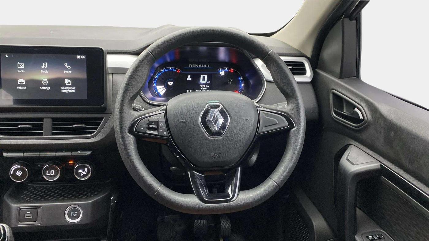 2024 Renault Kiger RXT (O) MT, Petrol, Manual, 7,303 km, Steering Wheel Close Up