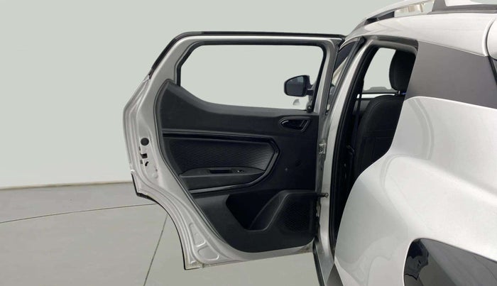 2024 Renault Kiger RXT (O) MT, Petrol, Manual, 7,238 km, LHS Rear Door