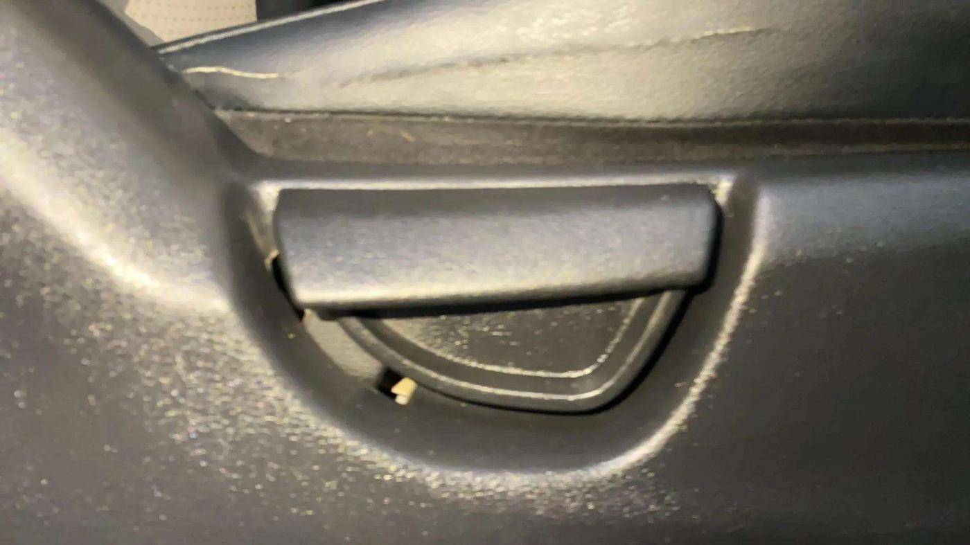 2021 Hyundai NEW SANTRO SPORTZ EXECUTIVE MT CNG, CNG, Manual, 65,487 km, Driver Side Adjustment Panel