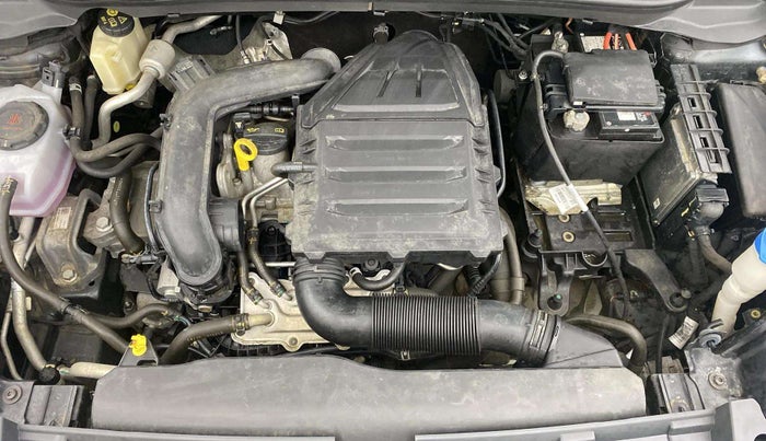 2022 Volkswagen TAIGUN HIGHLINE 1.0 TSI MT, Petrol, Manual, 7,639 km, Engine View