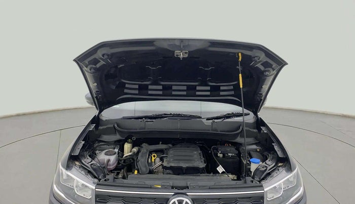 2022 Volkswagen TAIGUN HIGHLINE 1.0 TSI MT, Petrol, Manual, 7,639 km, Open Bonet