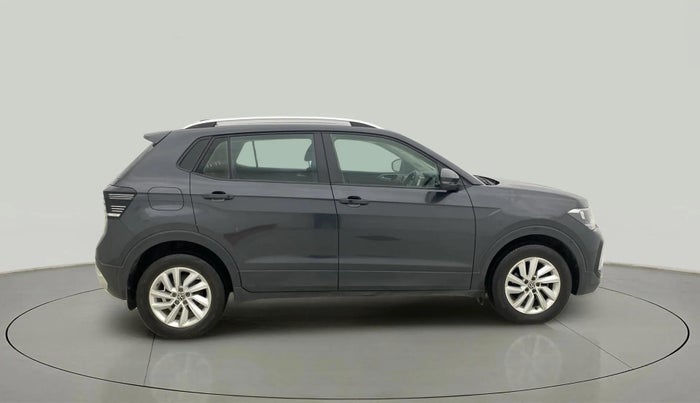 2022 Volkswagen TAIGUN HIGHLINE 1.0 TSI MT, Petrol, Manual, 7,639 km, Right Side View