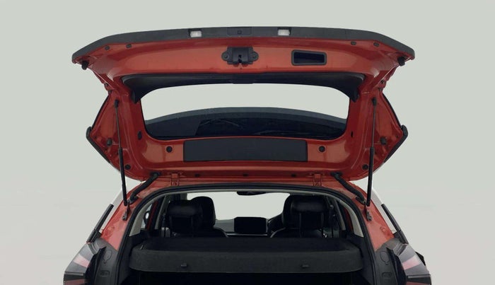 2024 Tata NEXON CREATIVE+ SUNROOF AMT 1.2 PETROL, Petrol, Automatic, 9,727 km, Boot Door Open