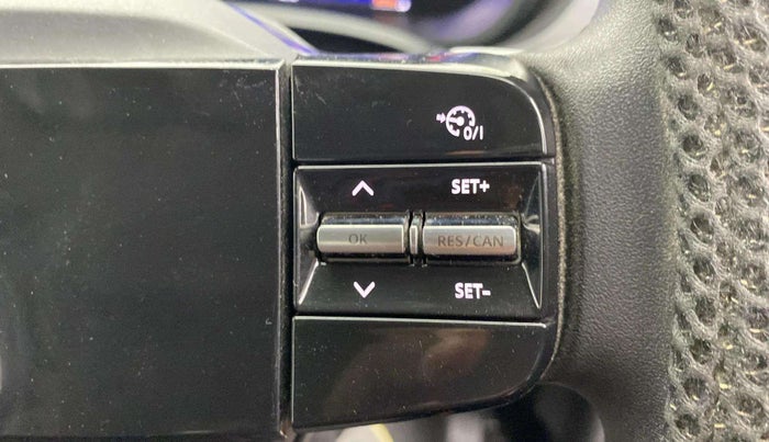 2024 Tata NEXON CREATIVE+ SUNROOF AMT 1.2 PETROL, Petrol, Automatic, 9,727 km, Adaptive Cruise Control