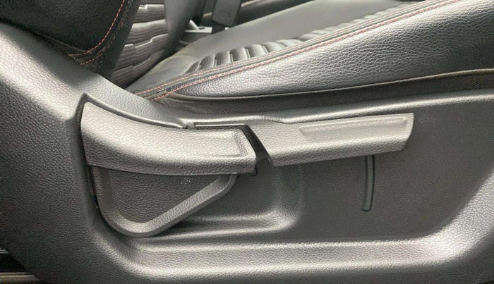 2022 KIA SONET GTX PLUS 1.0 IMT, Petrol, Manual, 46,790 km, Driver Side Adjustment Panel