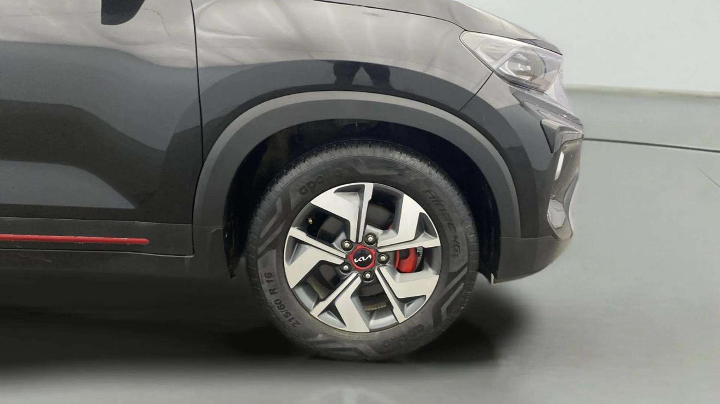 2022 KIA SONET GTX PLUS 1.0 IMT, Petrol, Manual, 46,790 km, Right Front Wheel