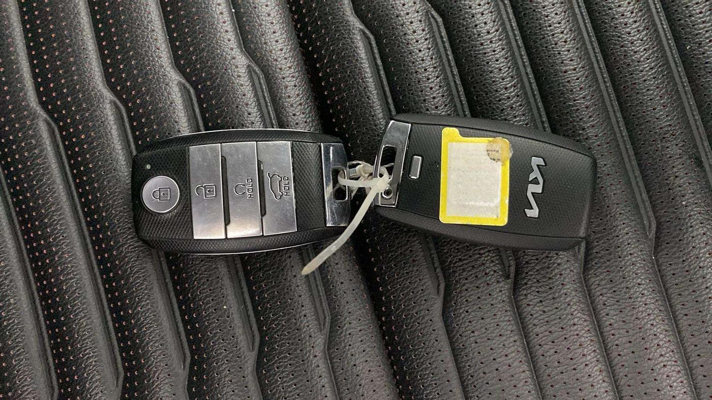 2022 KIA SONET GTX PLUS 1.0 IMT, Petrol, Manual, 46,790 km, Key Close Up
